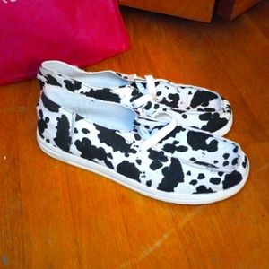 SHEIN Cow Print Loafers